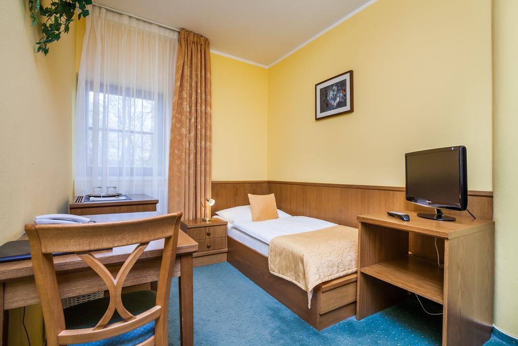 Hotel Jelinkova Vila Velke Mezirici Room photo