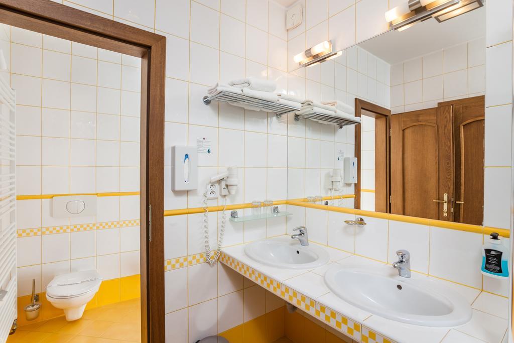 Hotel Jelinkova Vila Velke Mezirici Room photo